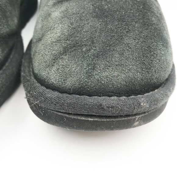 UGG Classic Short Black Suede Sheepskin Fur Lined Boots Mid Calf Y2K Womens 8 - Picture 9 of 14